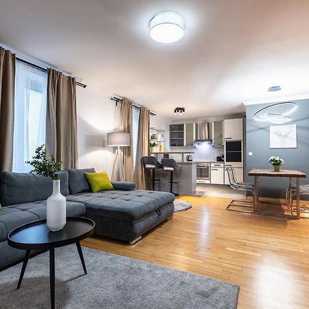 Live Centrally In A Spacious And Modern Apartment In Vienna Luaran gambar